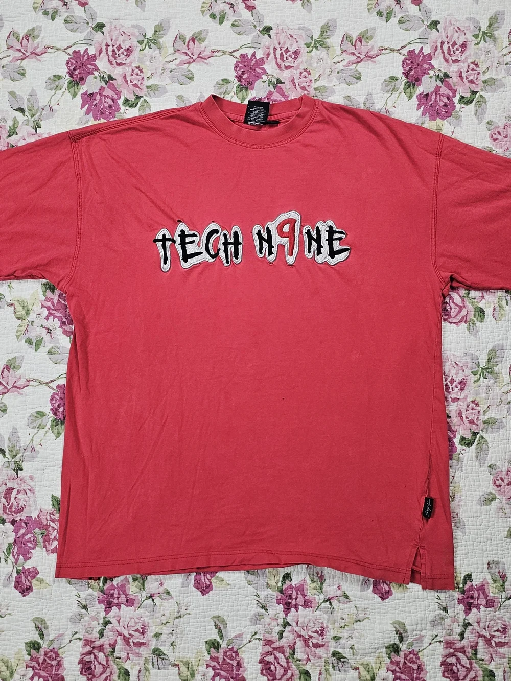 Vintage Strange Music Tech N9ne Embroidered Logo Crew Neck T-Shirt Red 2XL